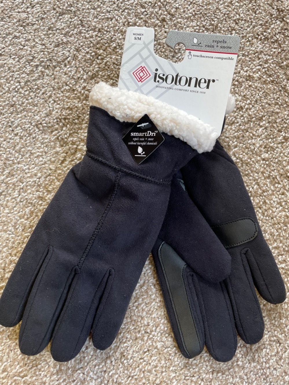 NWT Isotoner Gloves